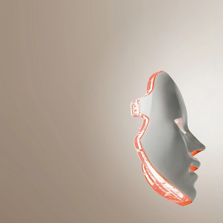 PRO by Déesse PRO LED face mask