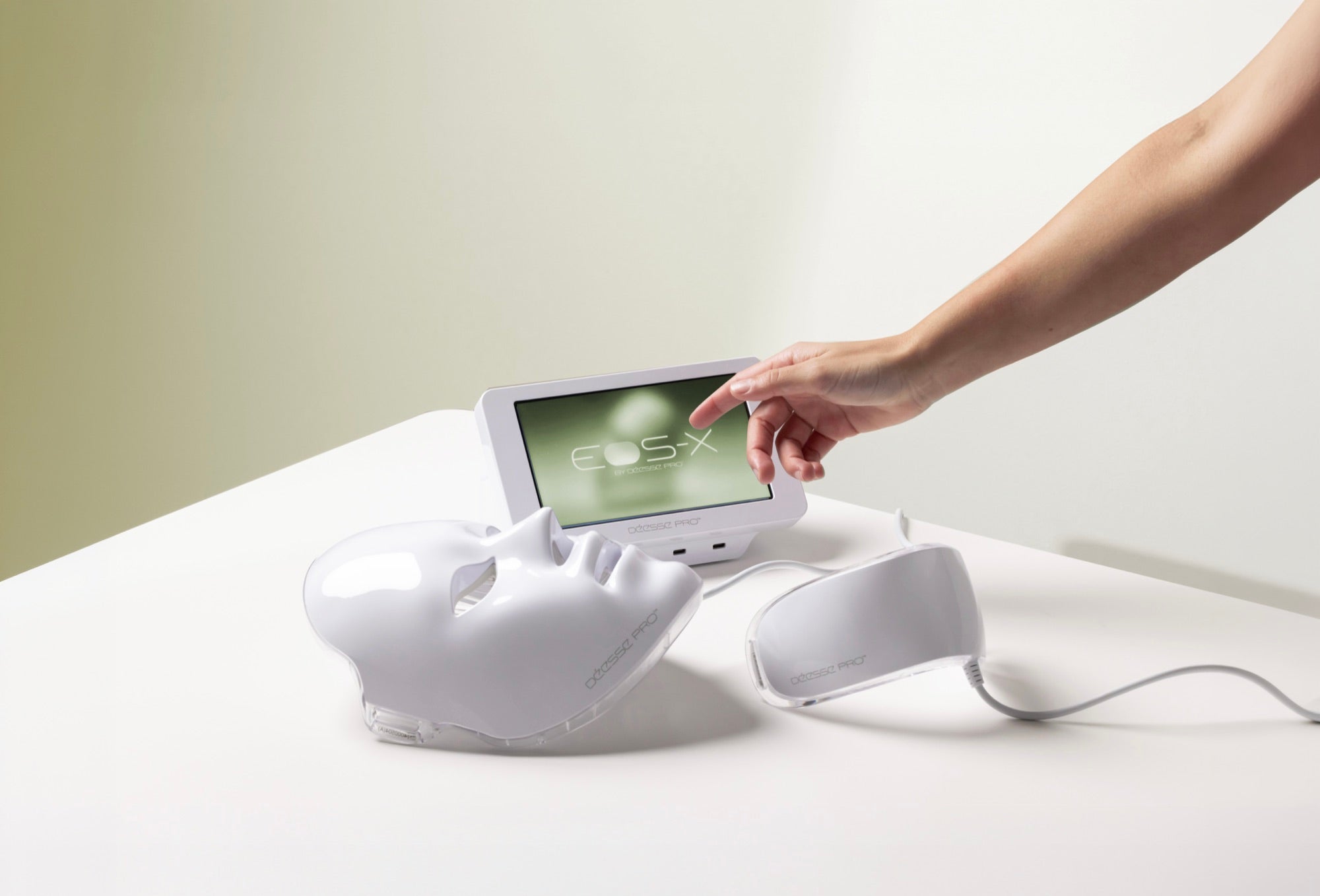 The EOS-X system, touchscreen controller, face mask and eye device